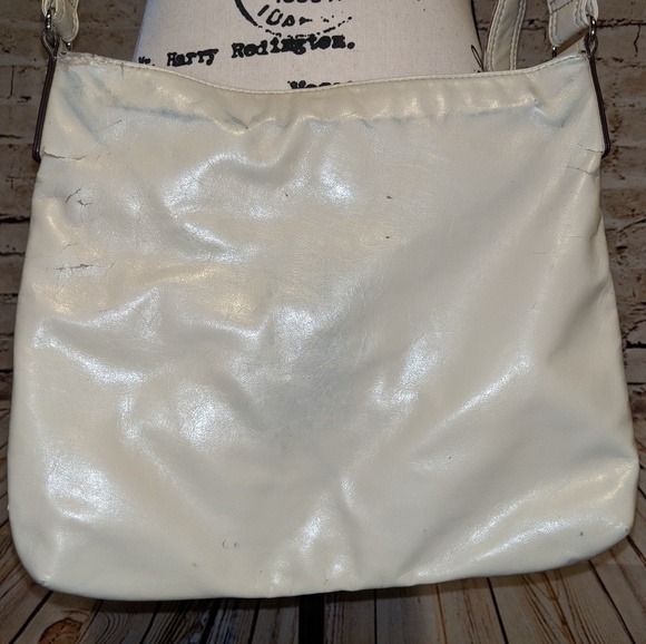 Cream Crossbody Purse - Picture 4 of 8